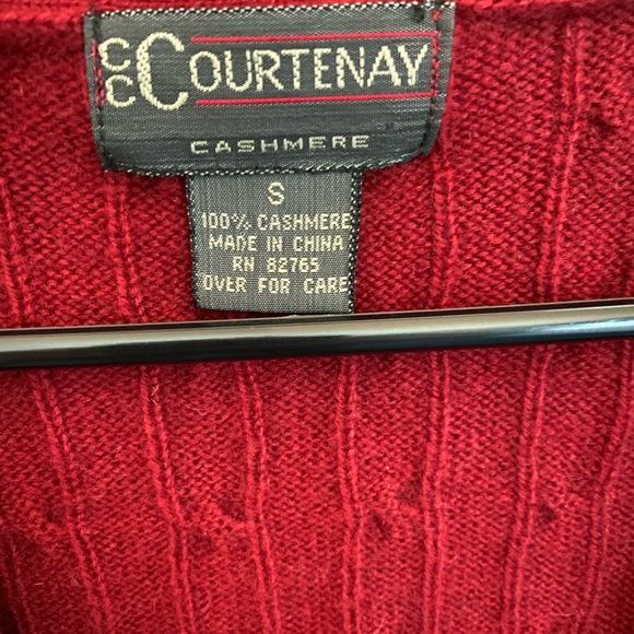 Vintage 100% Cashmere Vest - Picture 3 of 4